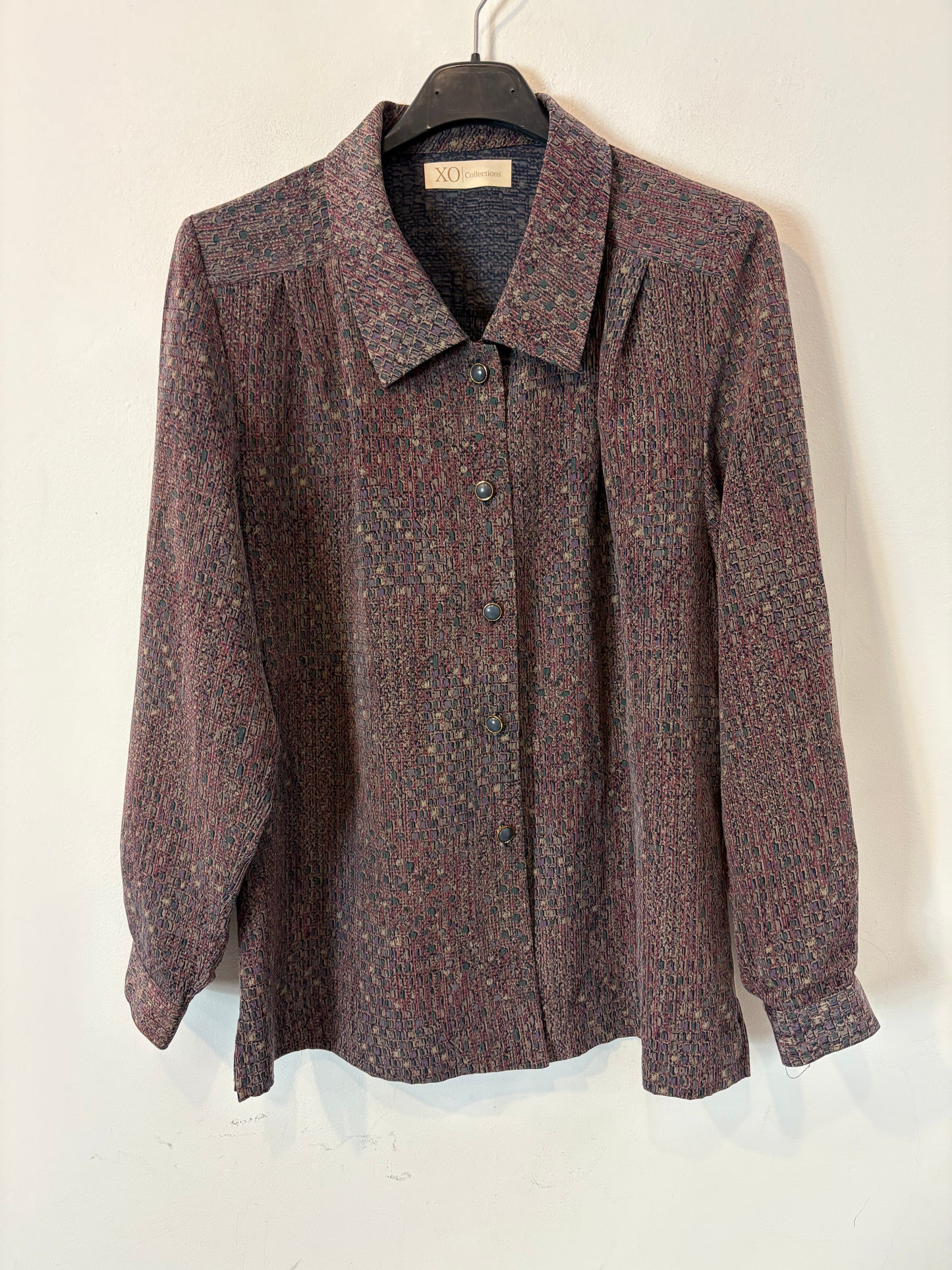 OTRAS. Blusa estilo vintage