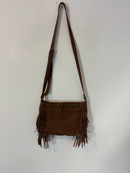 MICUIR. Bolso bandolera  flecos piel