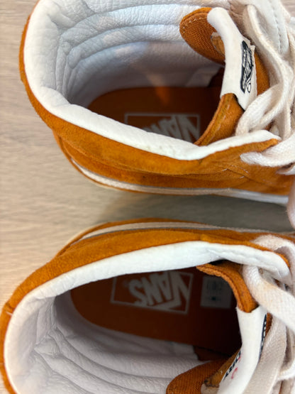 VANS. Zapatillas mostaza altas. T 38