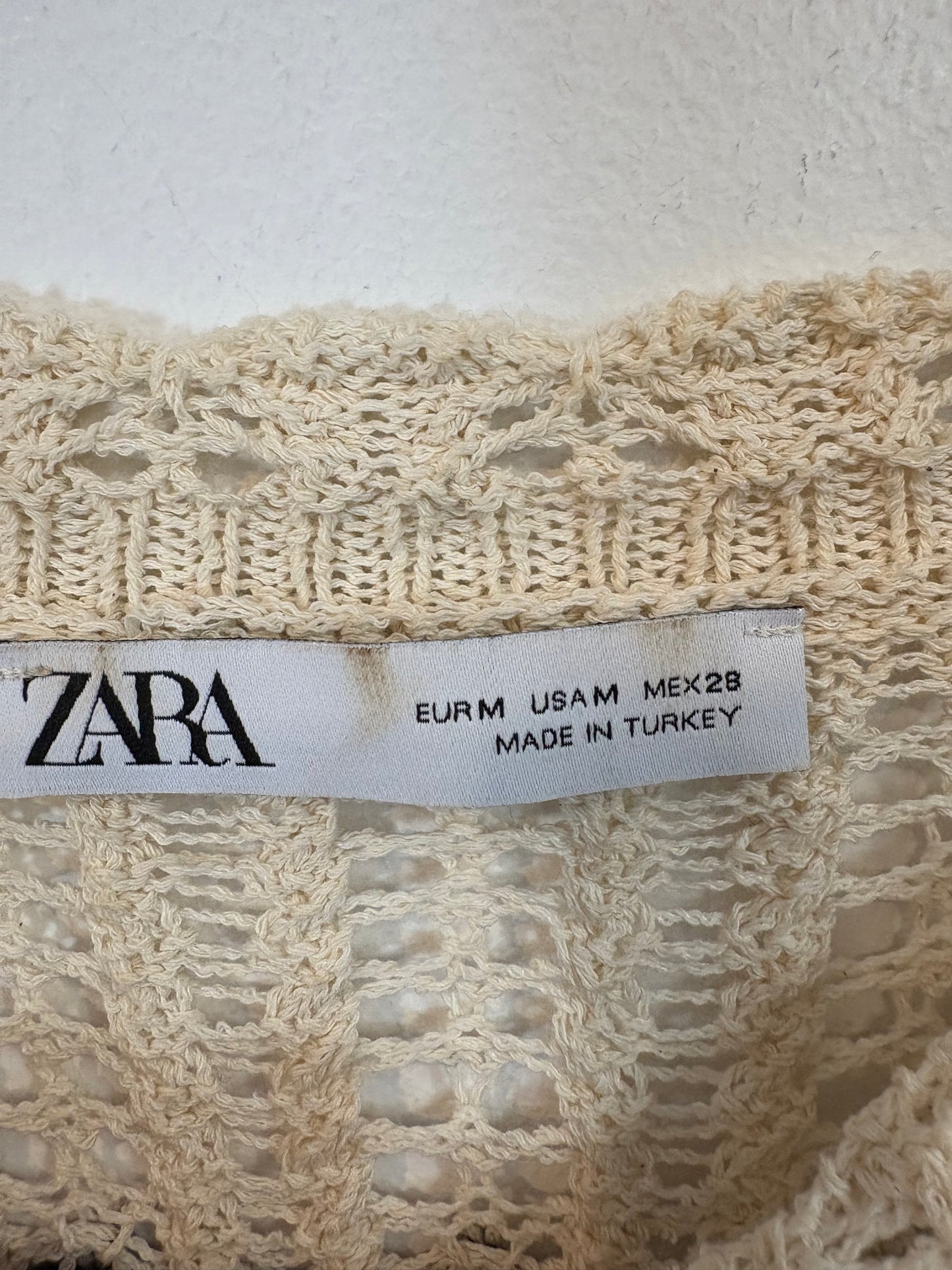 ZARA. Mustard textured back top. TS