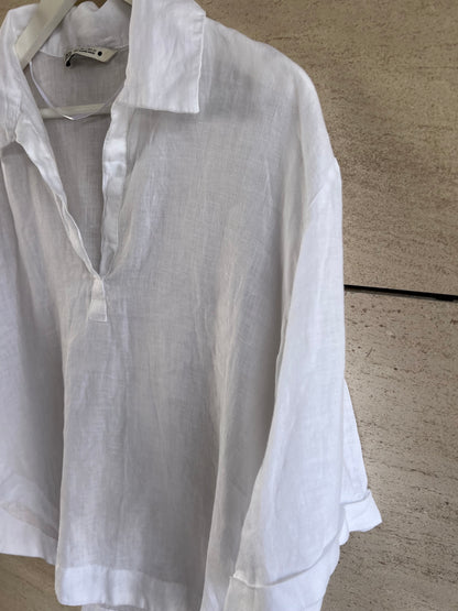 ZARA. Flowy white blouse T.xs