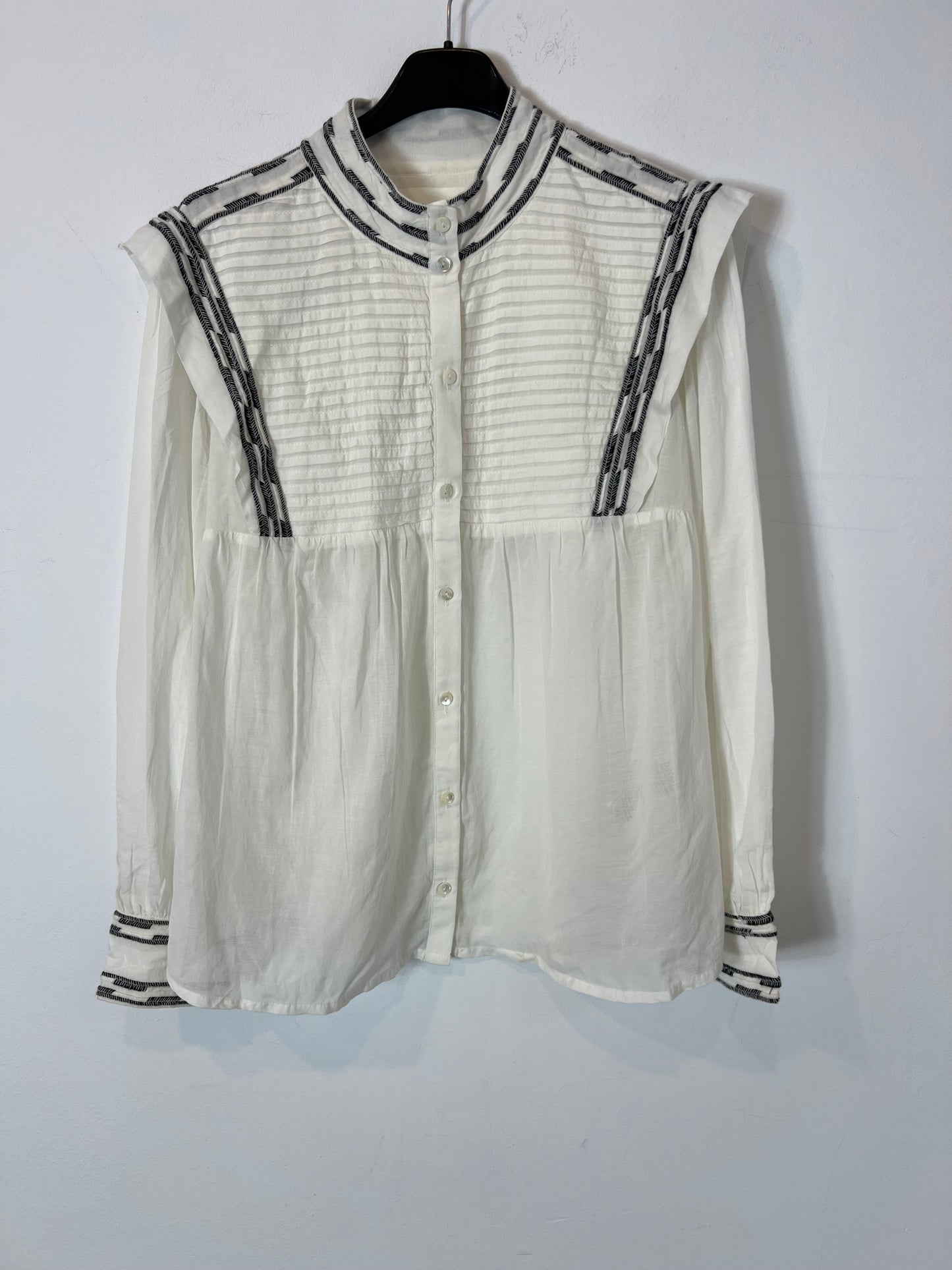 BA&amp;SH. Embroidered white blouse. T 1(S)