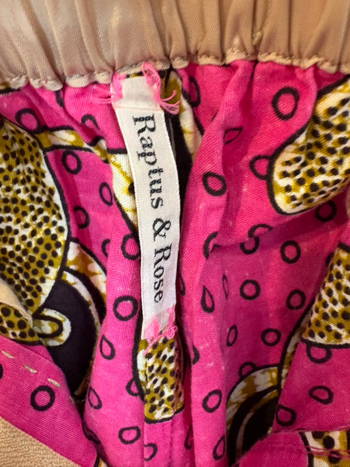 RAPTUS & ROSE. Pantalón rosa estampado
