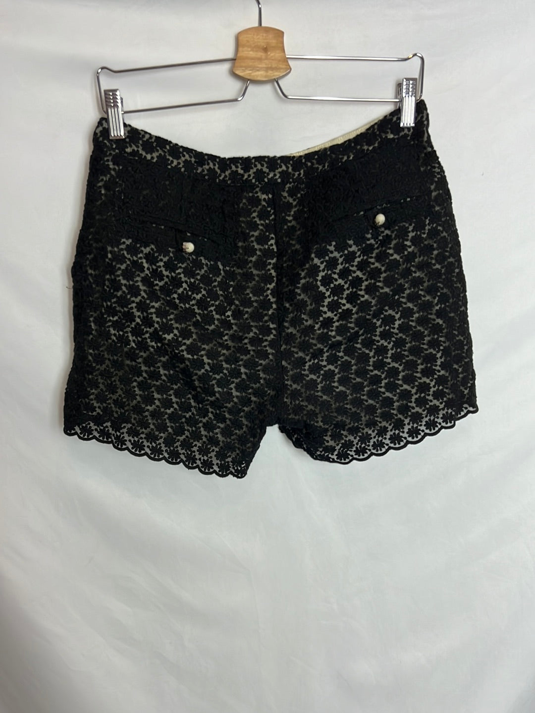 MANOUSH. Semi-sheer embroidered shorts. Size 38