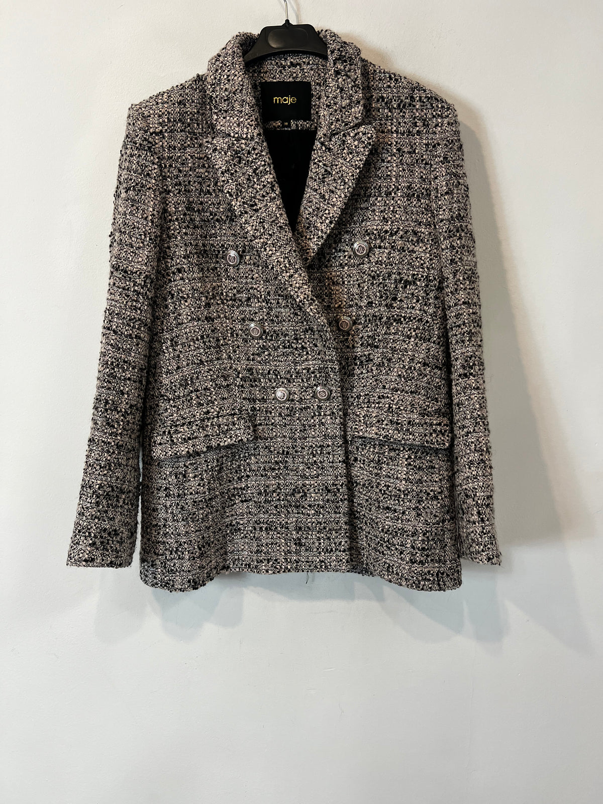 MAJE. Conjunto vestido y chaqueta tweed
