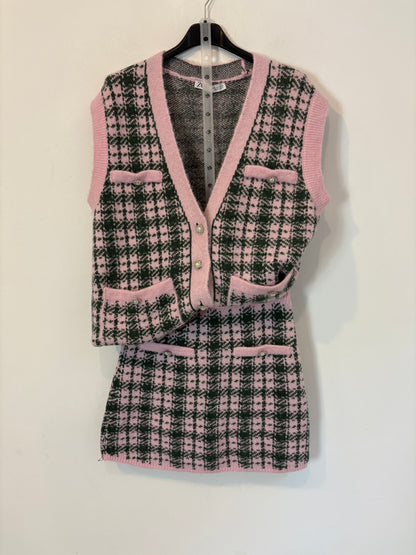 ZARA. Conjunto punto botones joya