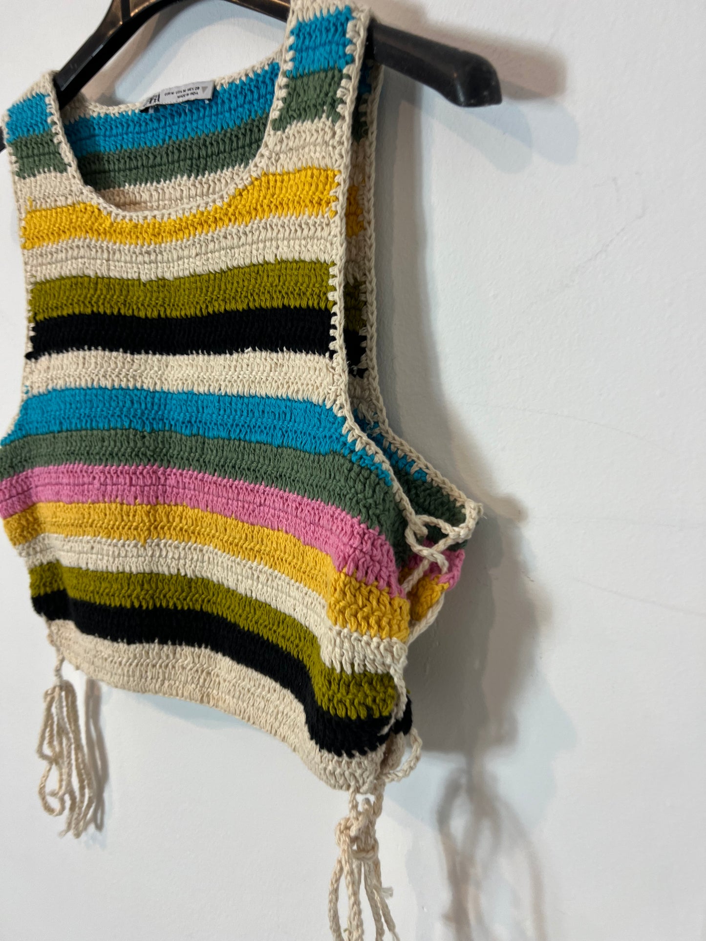 ZARA. Top colores crochet. T M