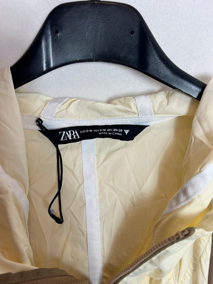 ZARA. Chaqueta larga impermeable fluida. T S/M