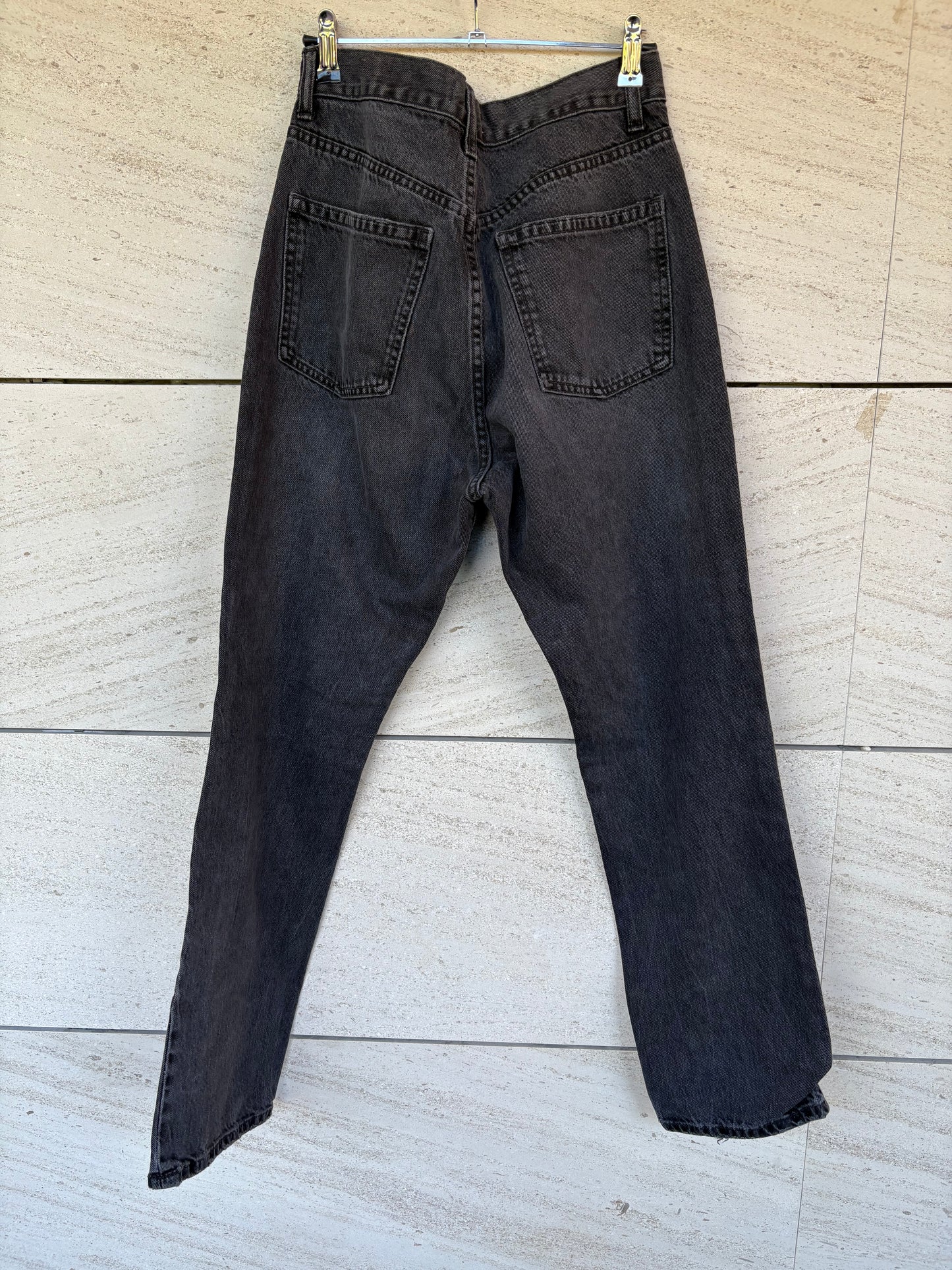ZARA. Denim recto gris oscuro. T 38