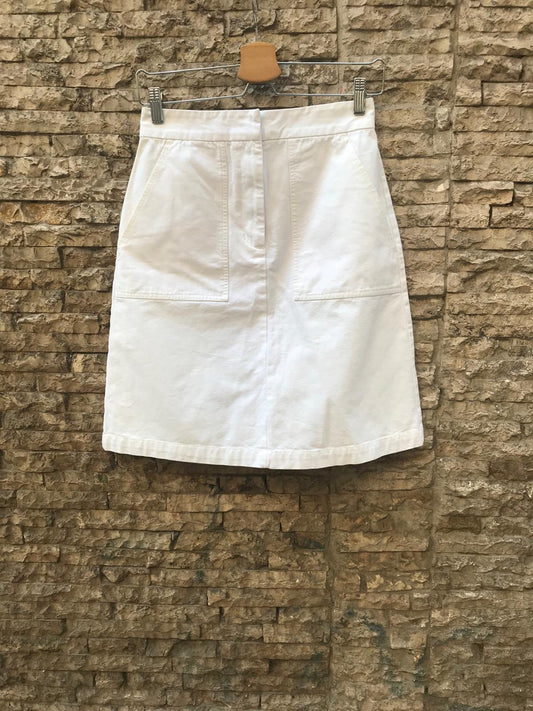 MASSCOB. Falda denim blanca bolsillos