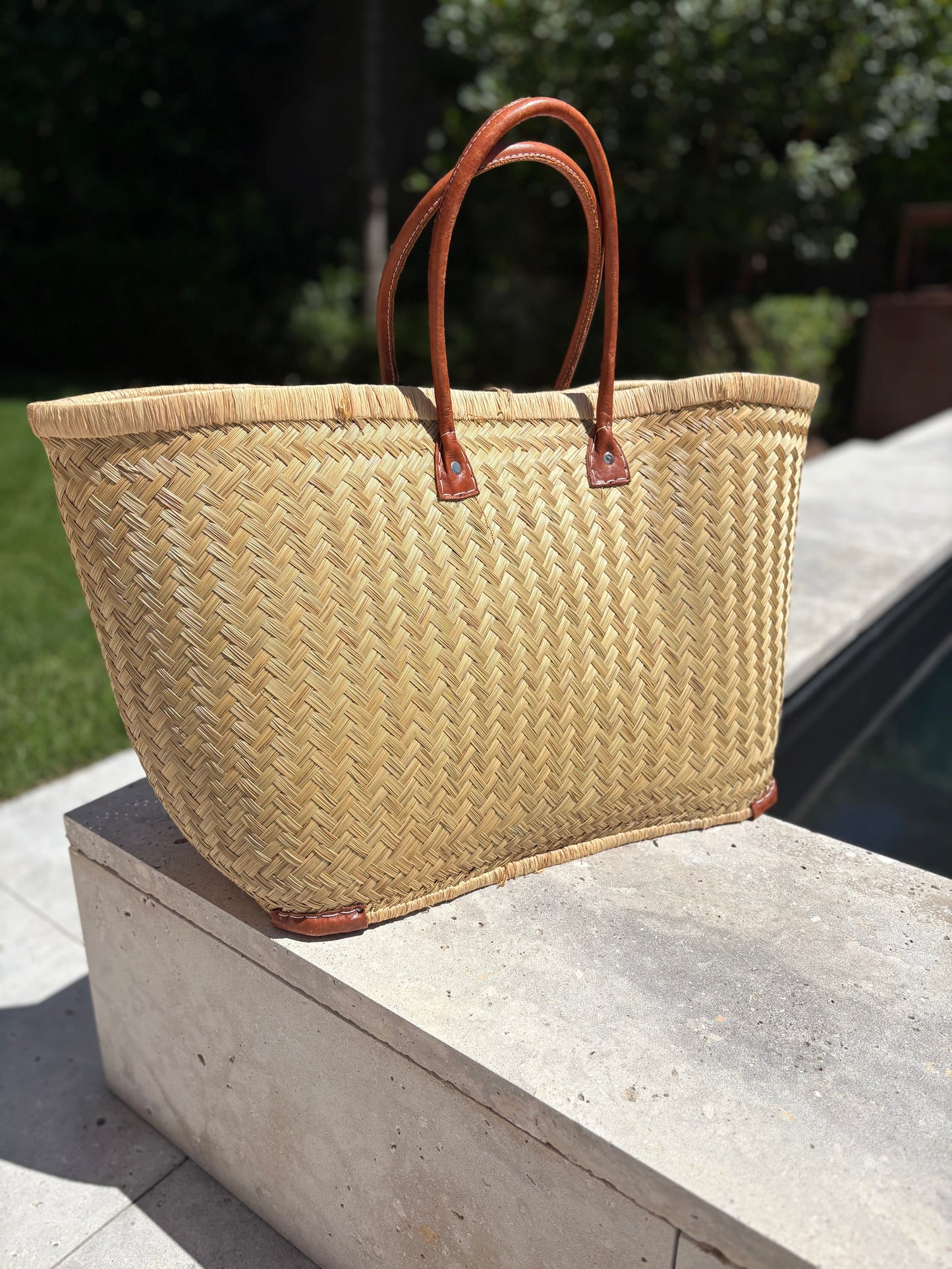 OTRAS. Capazo maxi asas piel