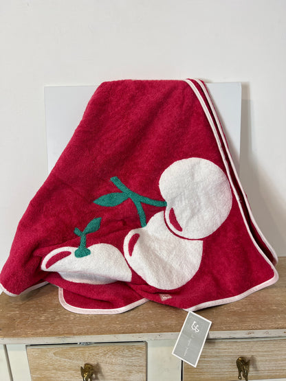 AL AGUA PATOS. Toalla roja cereza