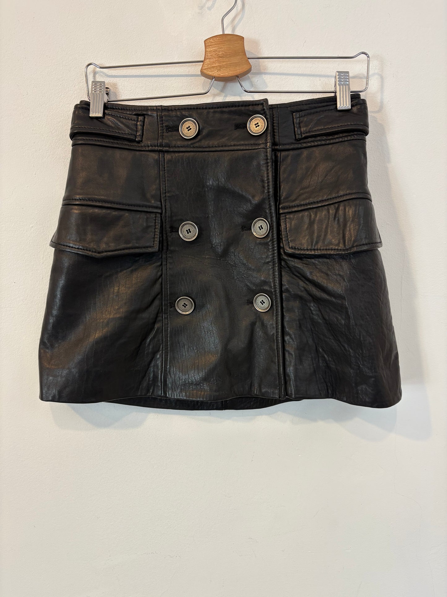 ZARA.Falda cruzada piel