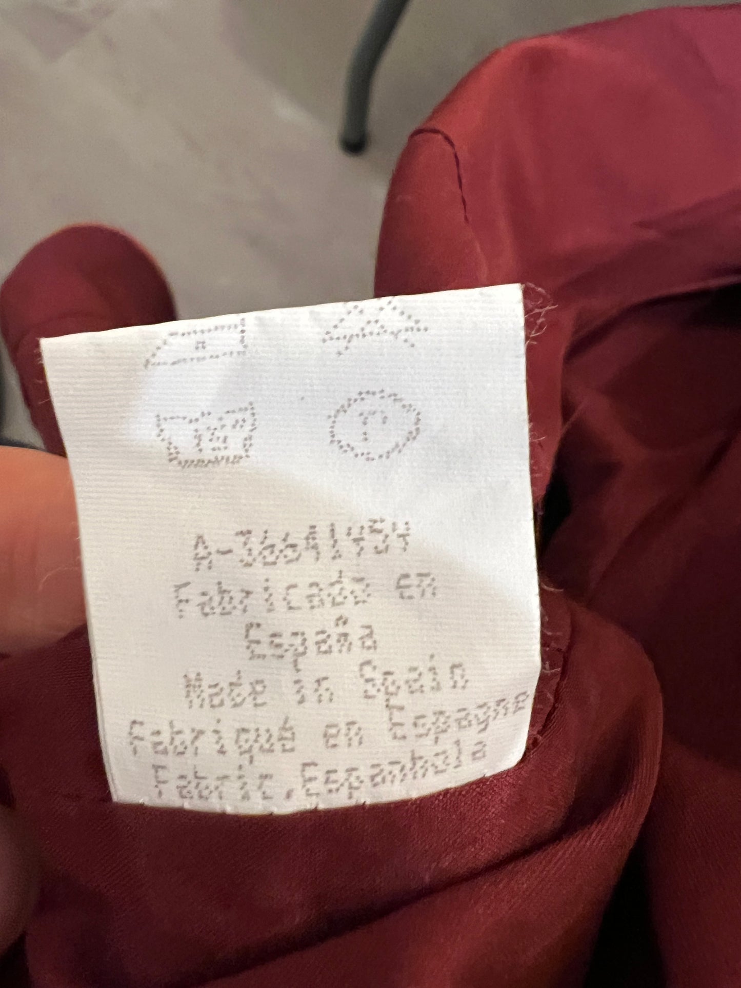 OKY COKY. Thin orange jacket size 40