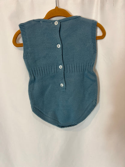 GOCCO. Blue knit romper set. Size 6-9 months