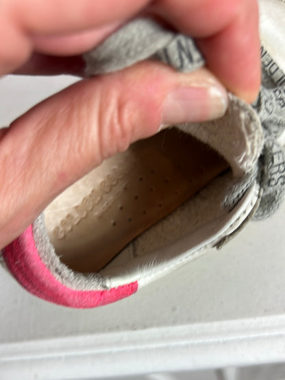 GOLDEN GOOSE. White sneakers with blue stars. Size 21