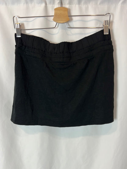 SANDRO. Short black skirt with bow detail. Size 3 (M/L)