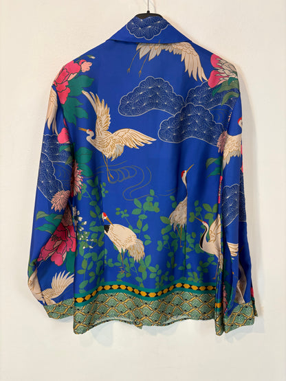 ZARA. Camisa azul estampada satinada