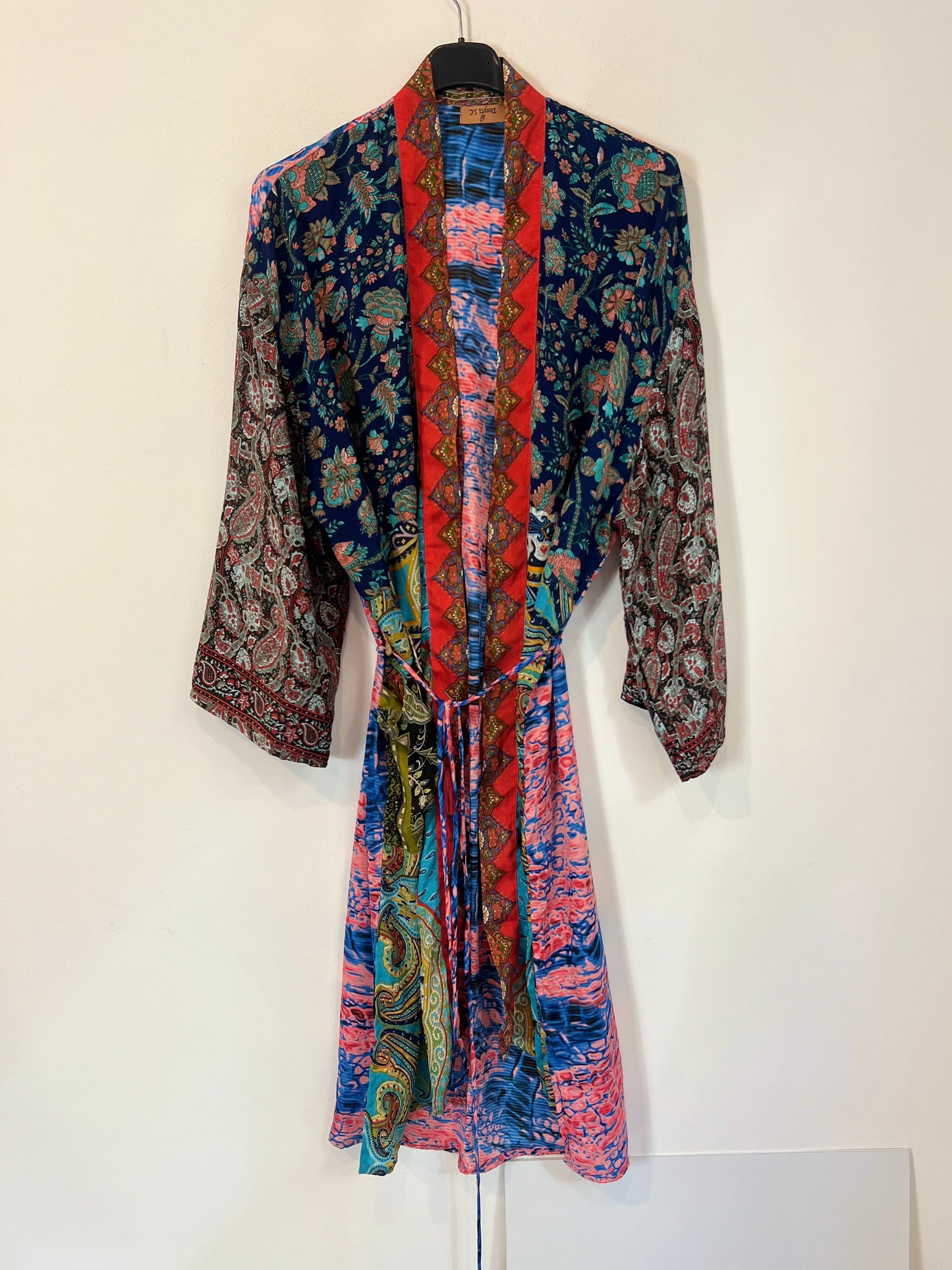 DEEPTI  S.C. Kimono fluido estampado con seda  Tu(s/m)