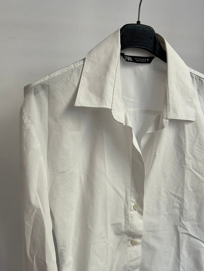 ZARA. Camisa blanca. T S