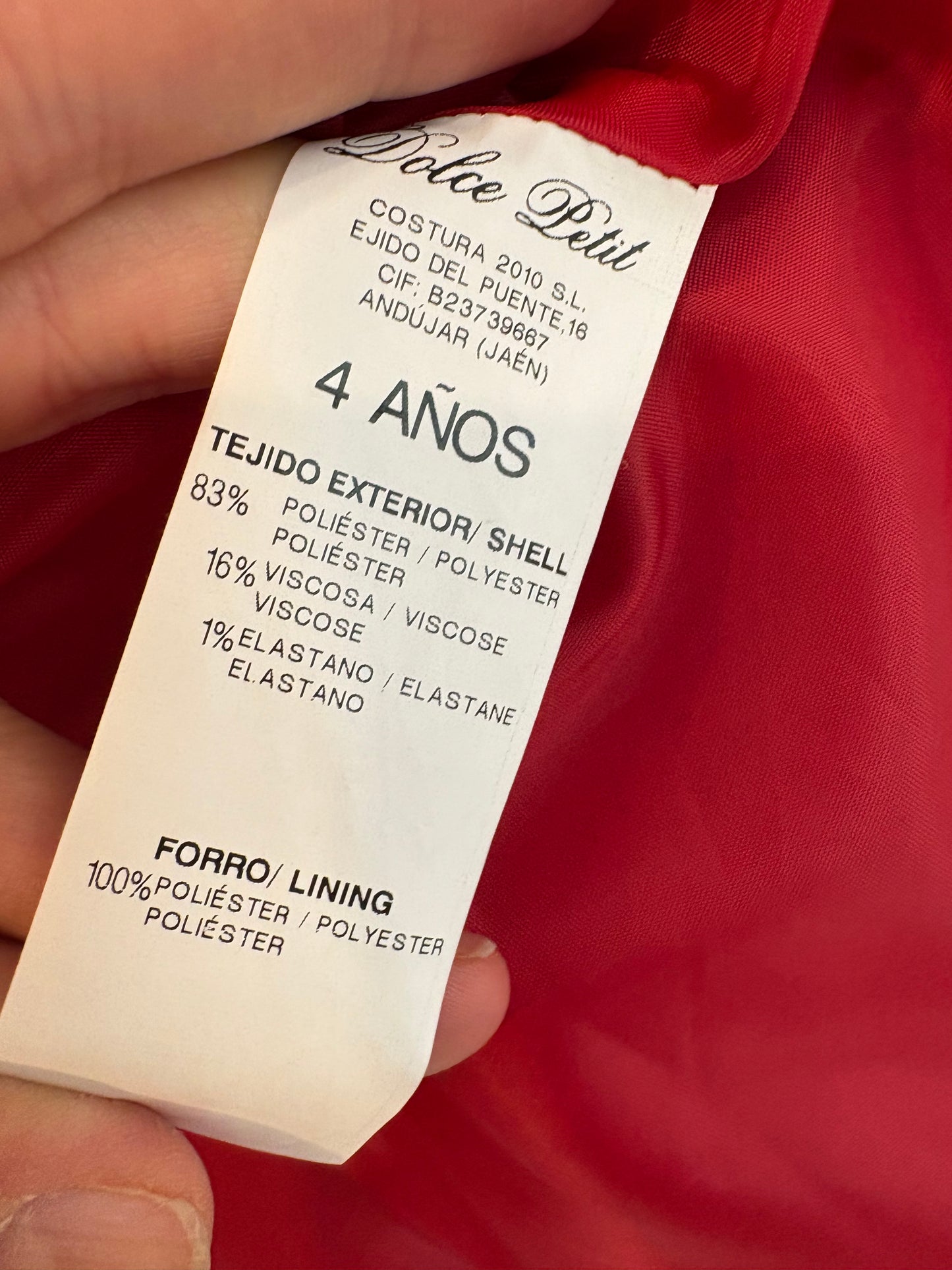 DOLCE PETIT. Capa roja botones. T 4 años