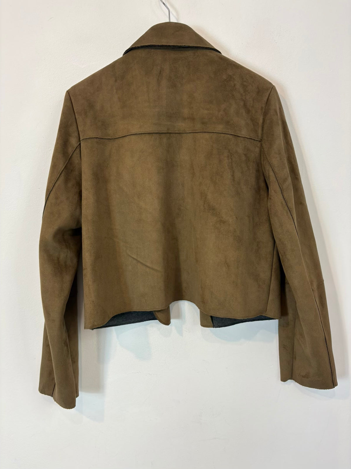 ZARA. Chaqueta caqui efecto piel