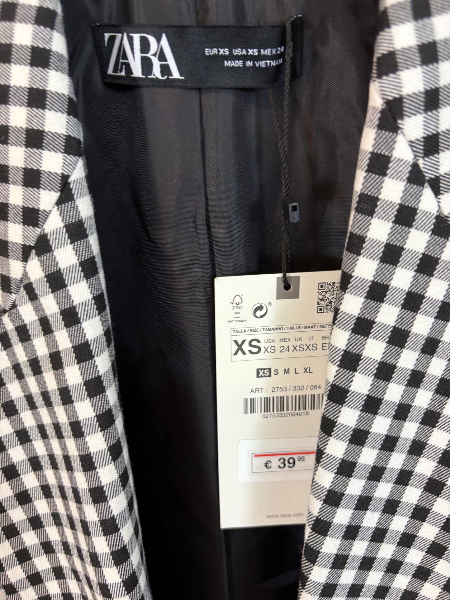 ZARA. Black and white gingham blazer. Size XS