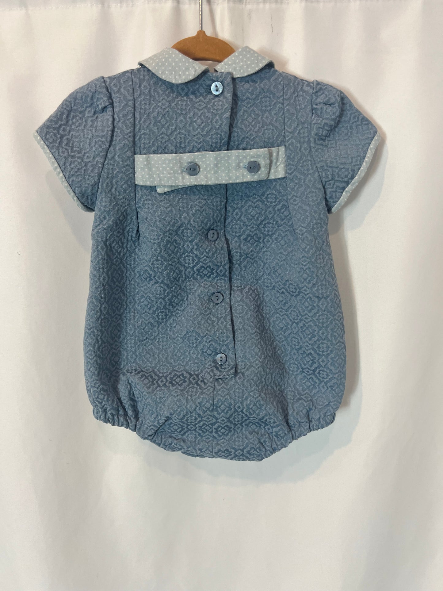 OTRAS. Ranita azul textura y detalles. T 9 meses