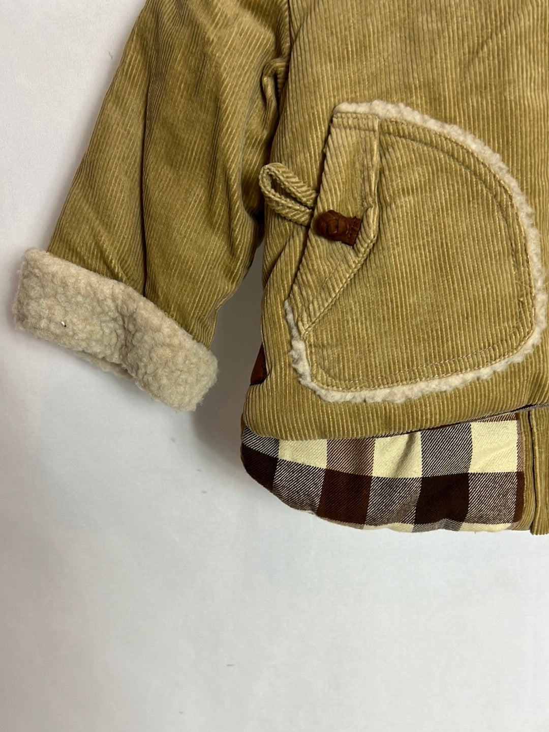 BASS10. Abrigo pana y borrego cremallera espalda. T 6-12 meses