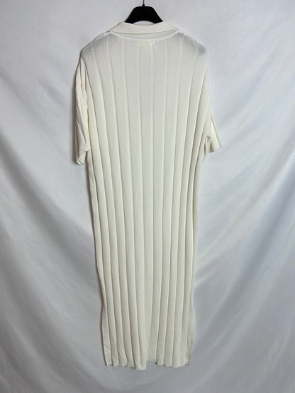 H&amp;M. White ribbed midi dress. Size XS