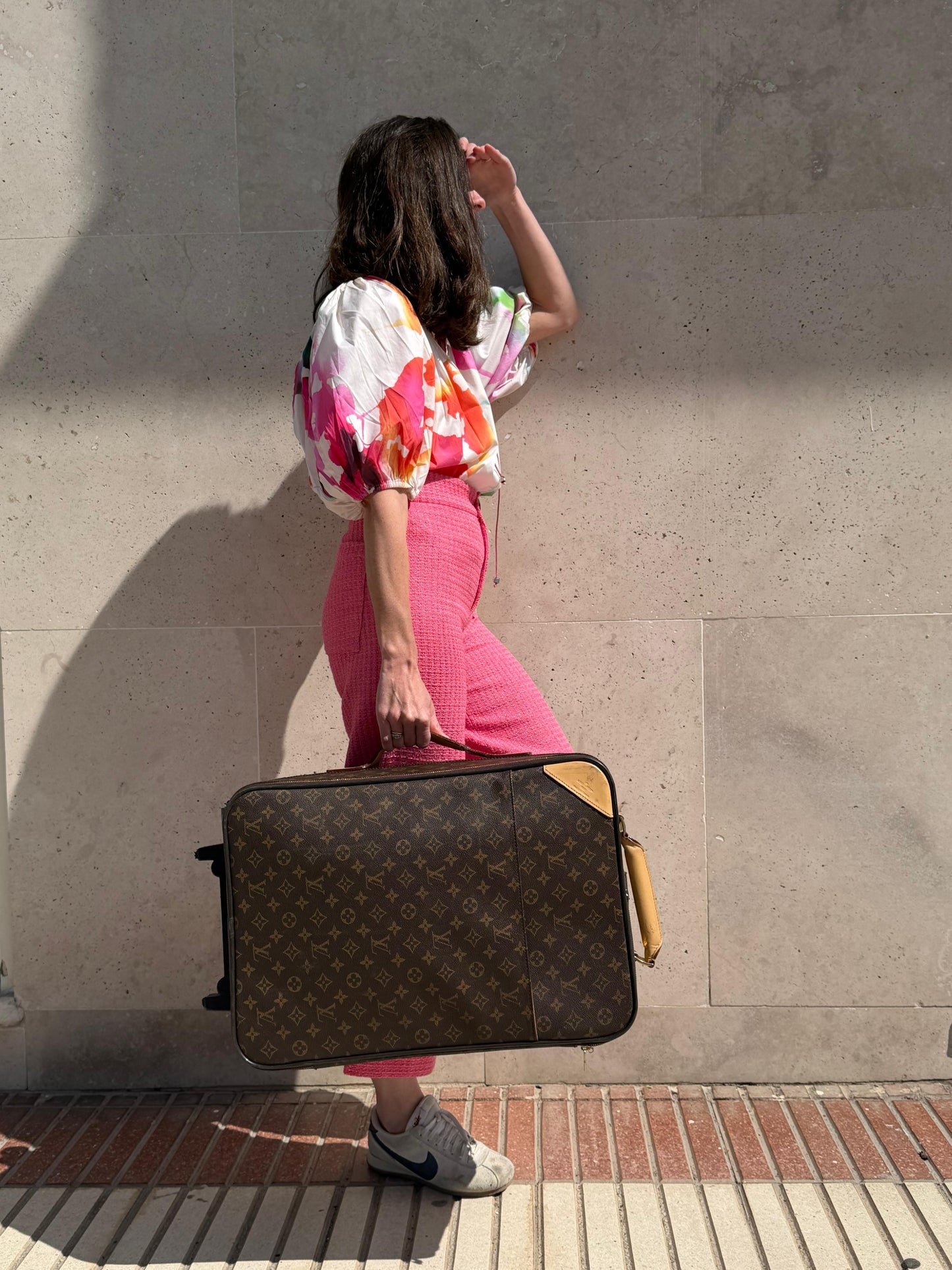 LOUIS VUITTON. Maleta viaje vintage