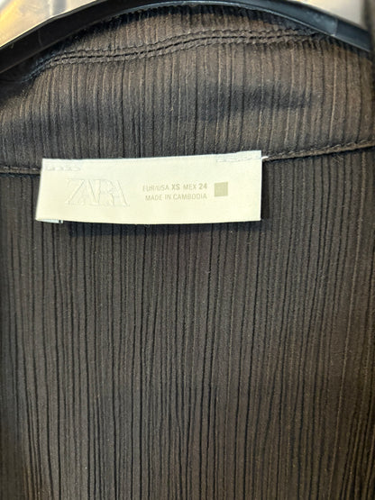 ZARA. Total look negro fluido