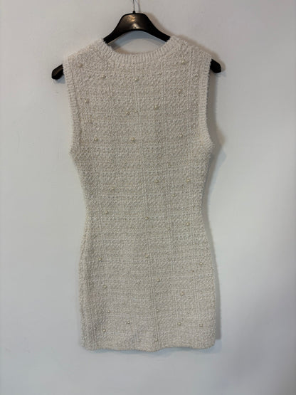 ZARA. Total look tweed perlas