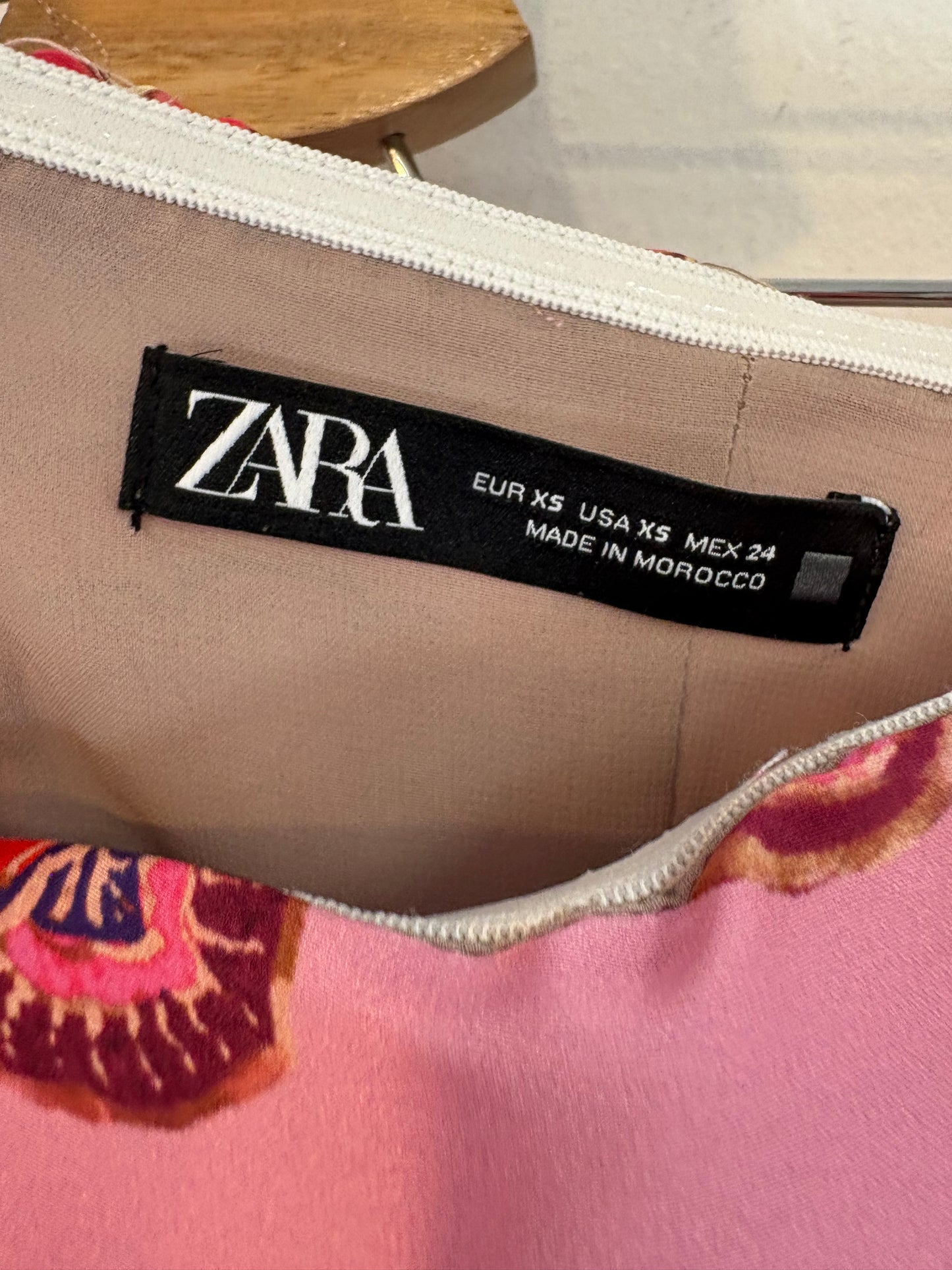 ZARA. Mono estampado flores