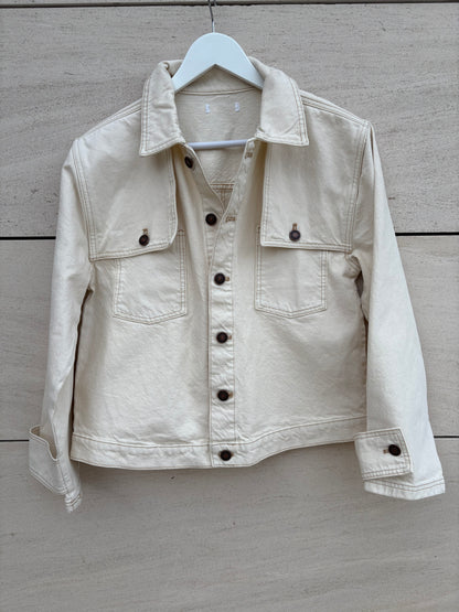 Chaqueta denim beige solapas
