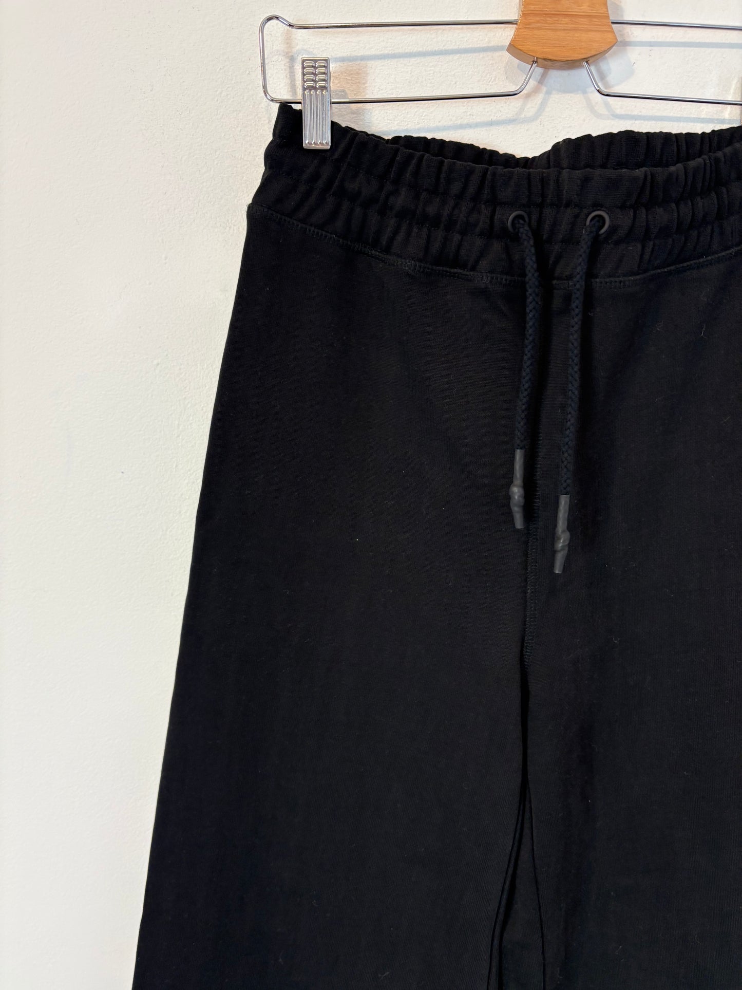 ZARA. Flowy green trousers T.xs