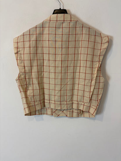 IPA. Conjunto pantalón y chaleco cuadros. T XS