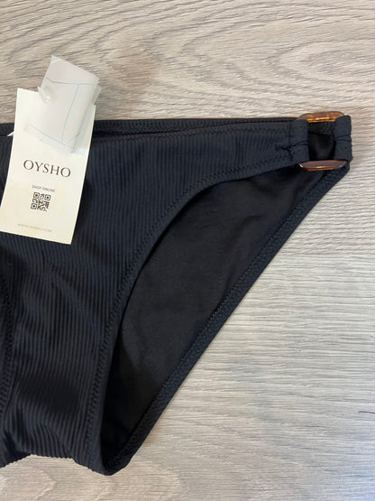OYSHO. Black ribbed mother-of-pearl Ts bikini bottoms