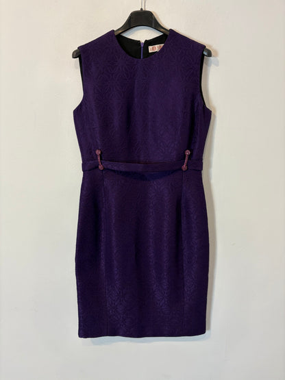 LOEWE. Vestido corto anagrama