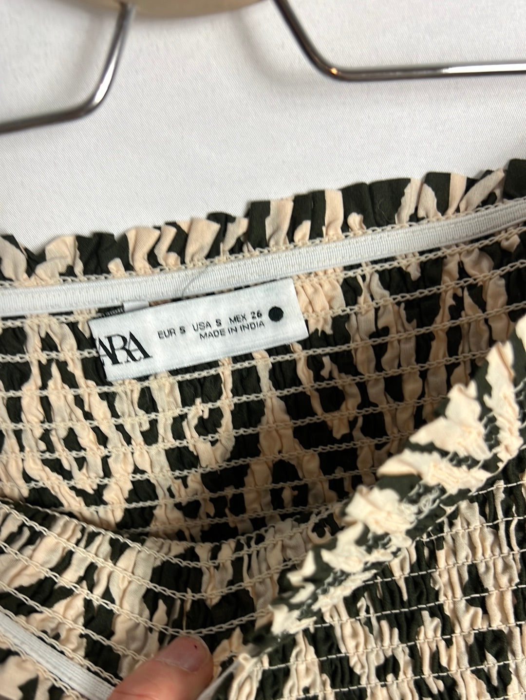 ZARA. Printed long skirt/dress. Ts