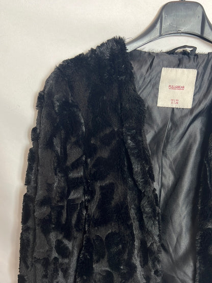 PULL&BEAR. Chaqueta pelo corta. T S