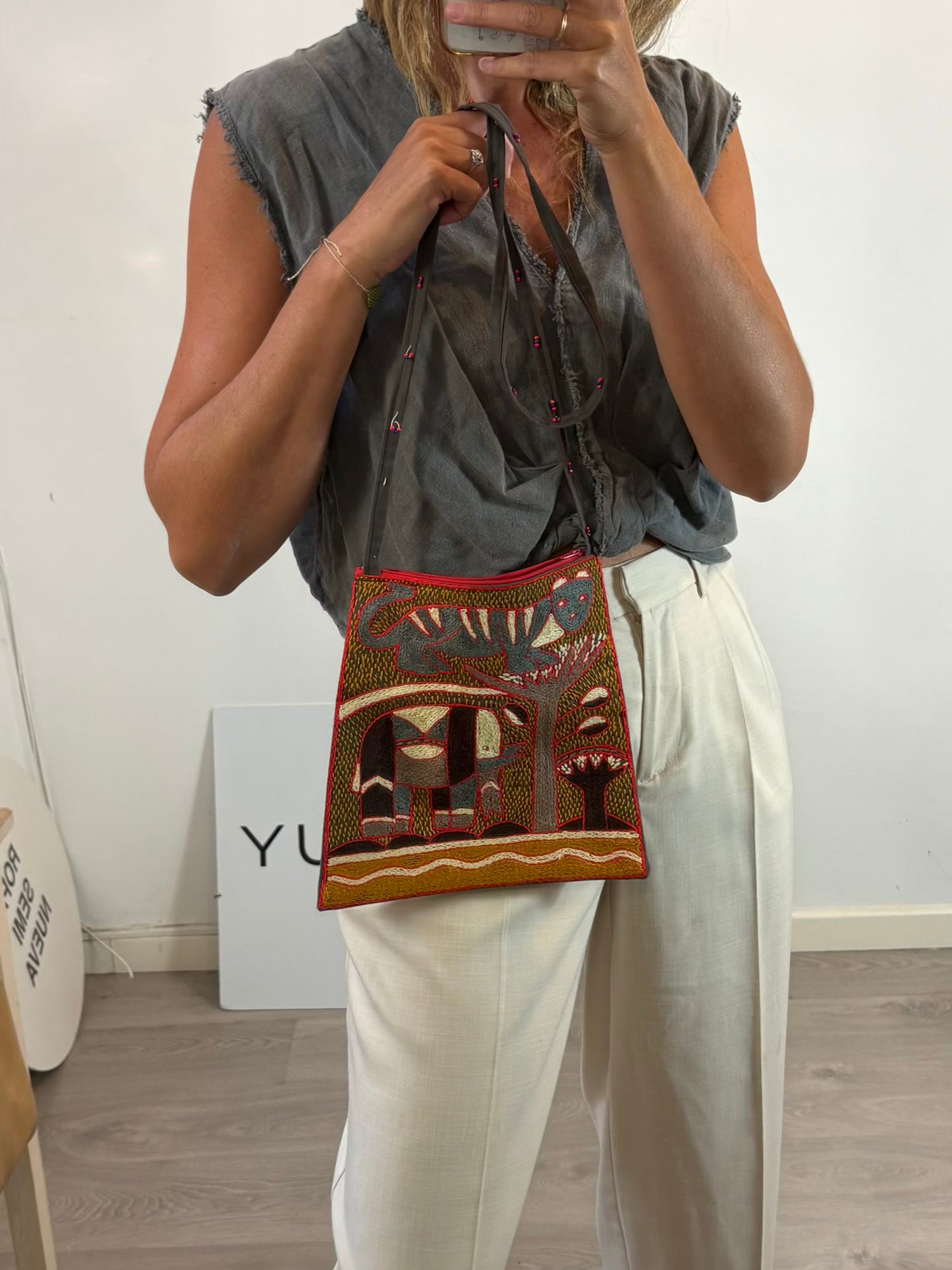 Bolso asa larga artesanal bordados