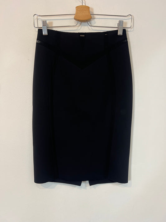 LA PERLA. Falda negra neopreno  T.36