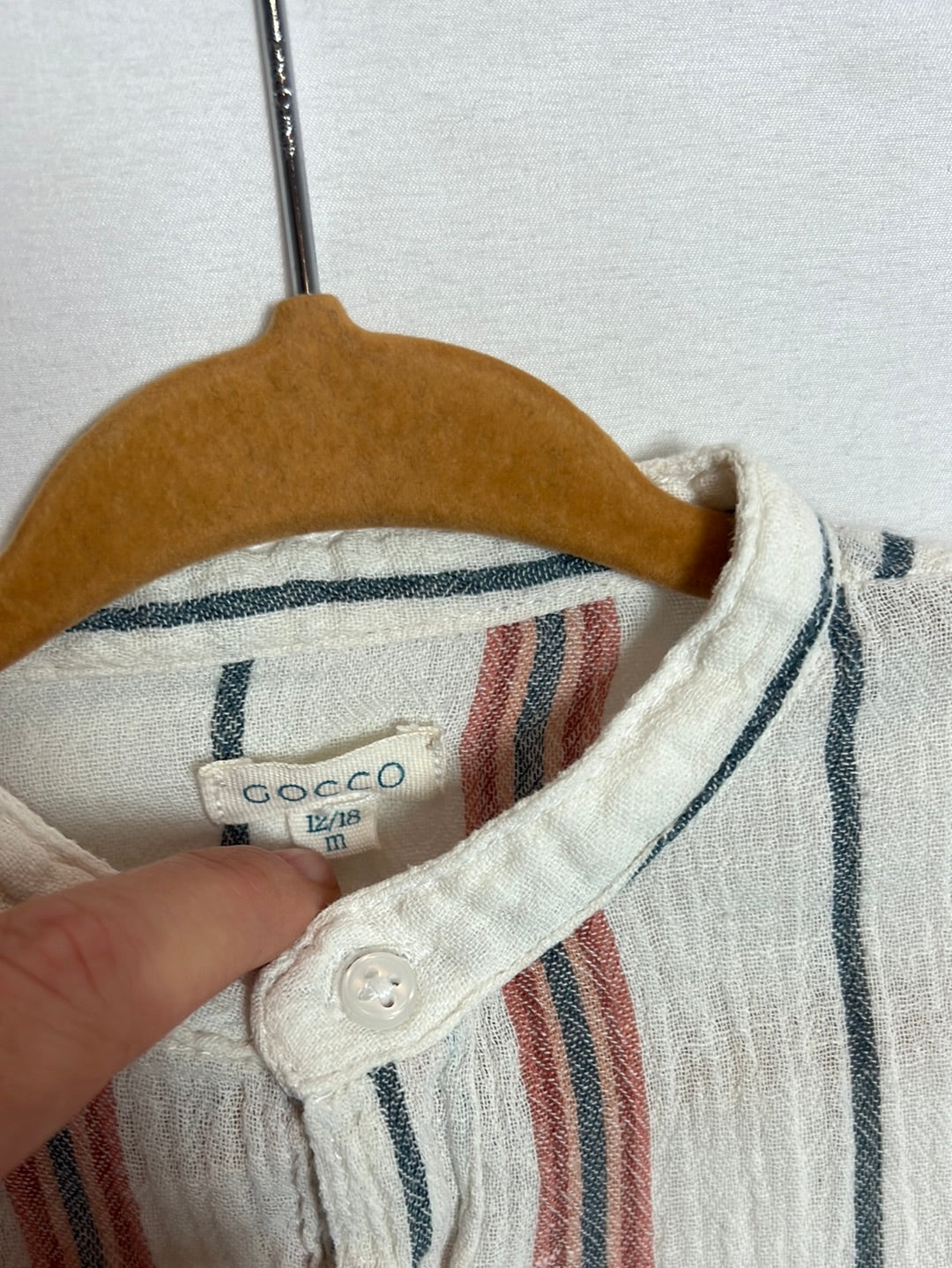 GOCCO. Camisa rayas cuello mao. T 12-18 meses