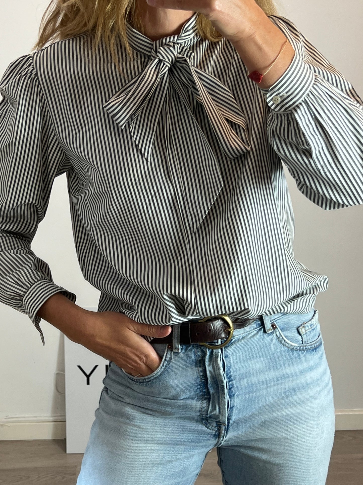 CLAUDIA ADOLFF. Striped blouse with bow detail. Size 38