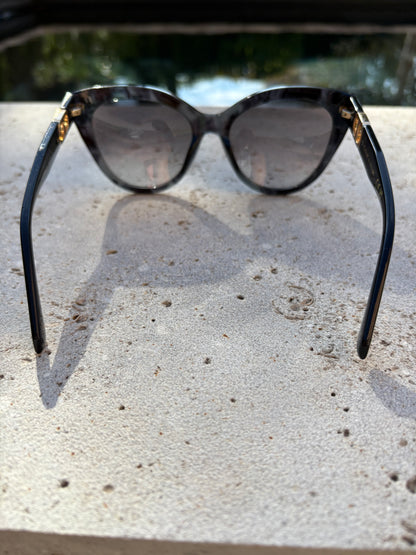 TWINSET. Gafas de sol tonos grises