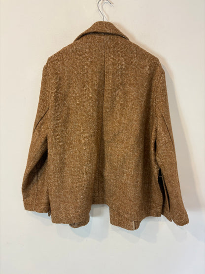 THE NEW SOCIETY. Chaqueta camel espiga lana aberturas