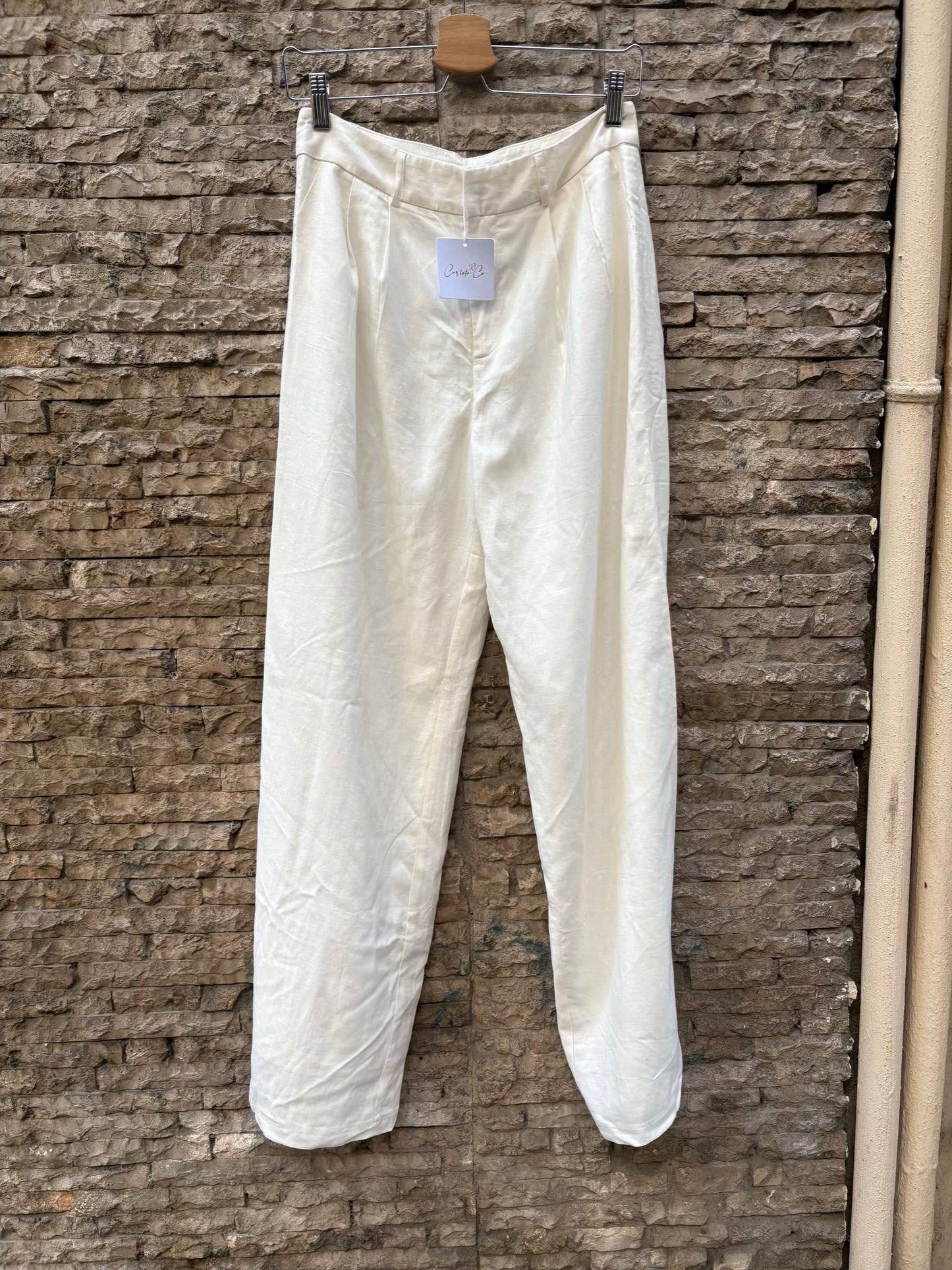 CARLOTA & CO. Pantalón fluido blanco