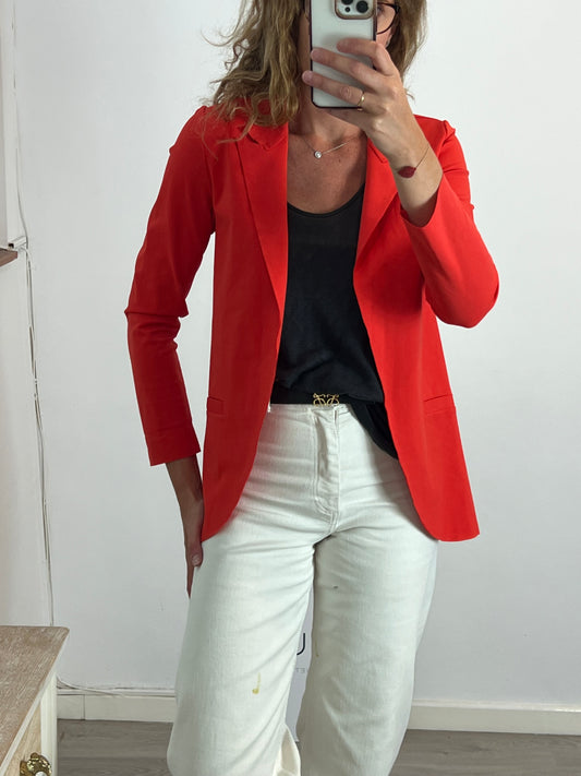 ZEROASSOLUTO. Blazer elástica roja T.m