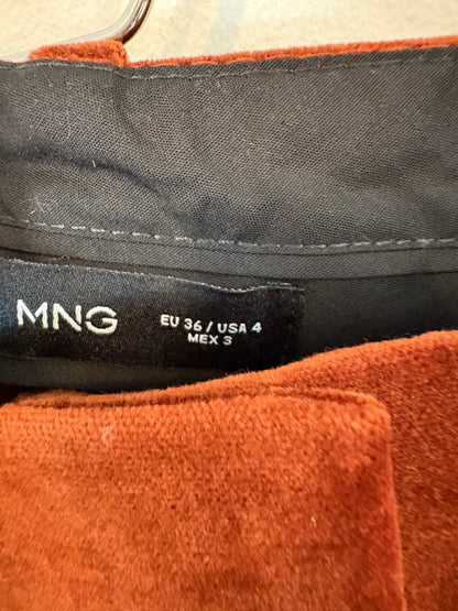 MANGO. Pantalón terciopelo caldero